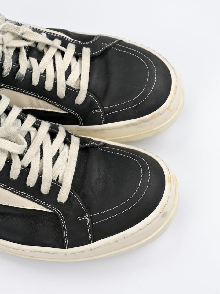 Vintage "Vans" Sneakers