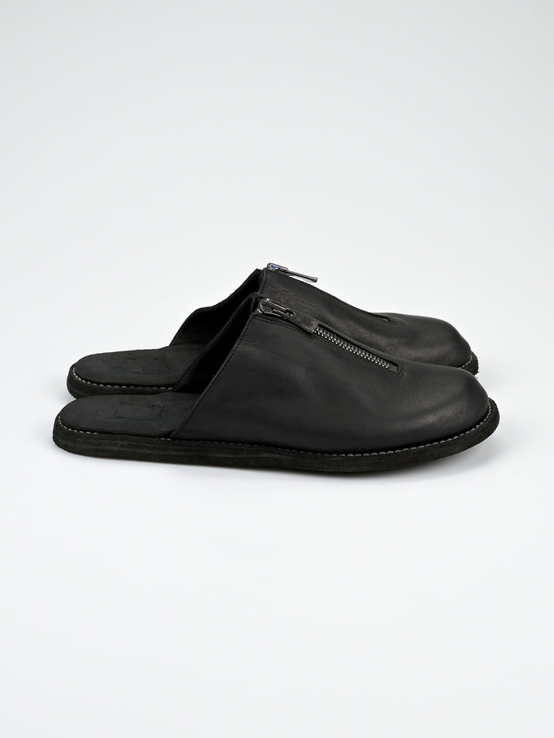 Front Zip Calf Leather Full Grain Slipper
