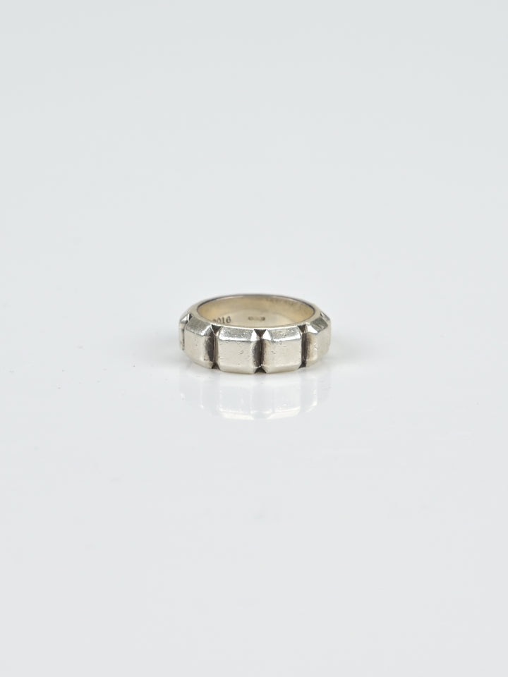 EXCLUSIVE "Squares" Ring