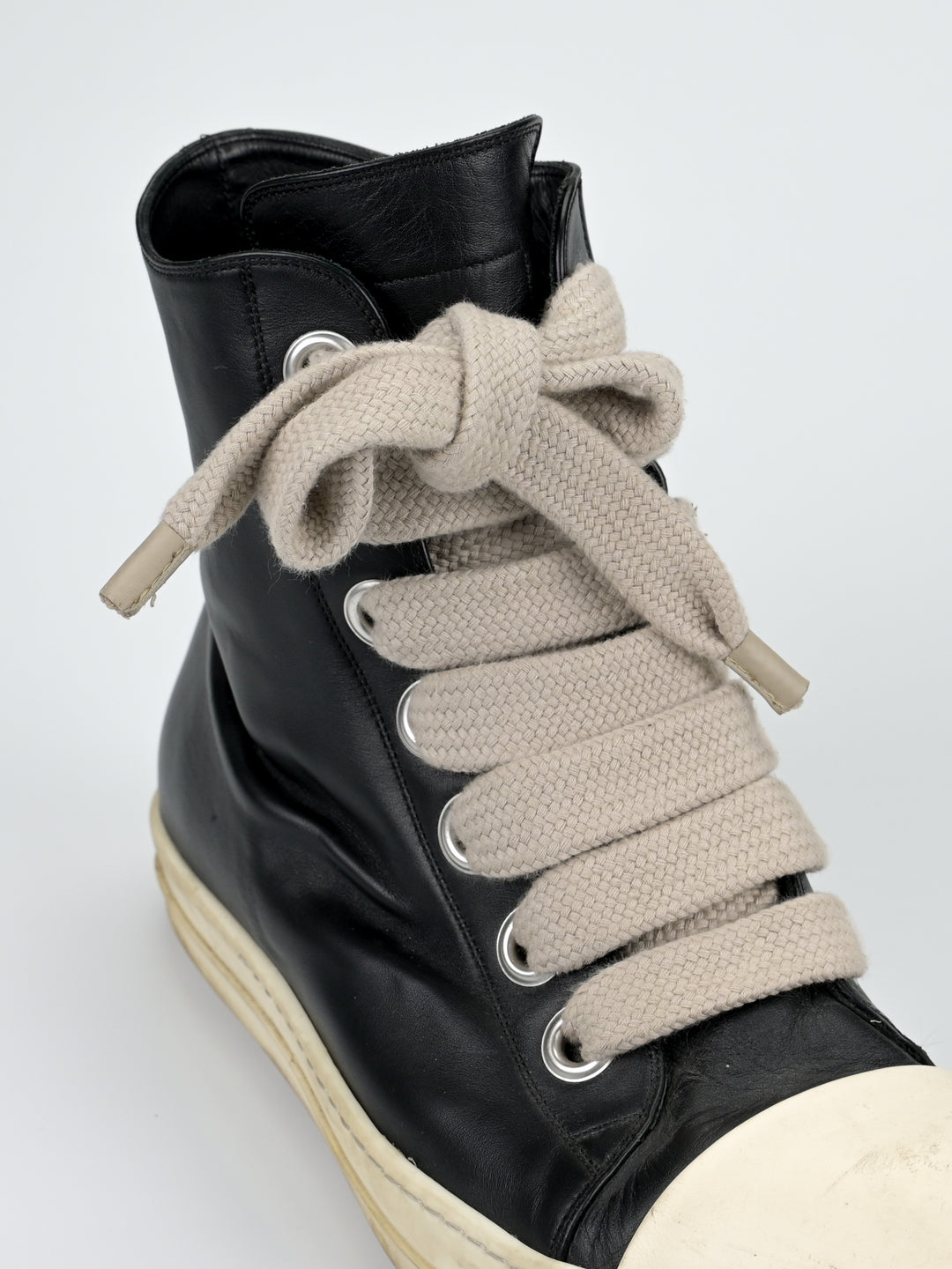 Jumbo Lace High Top Ramones