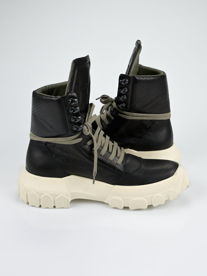 Tractor Boots Olive Interior