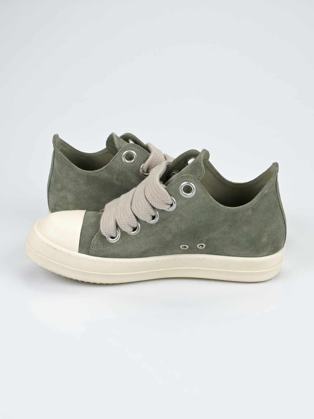 Suede Jumbo Lace Low Ramones