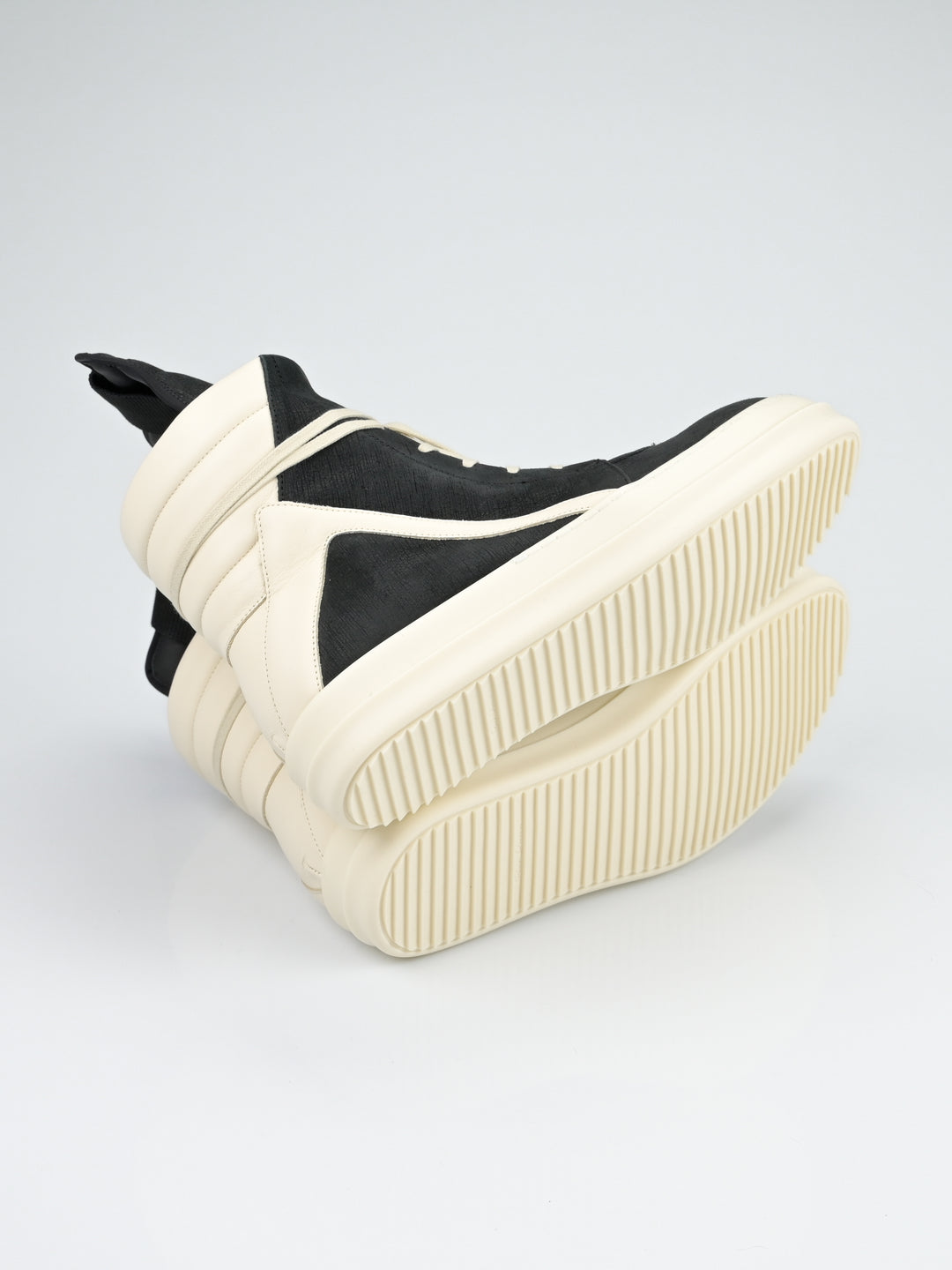 Textured Leather Geobaskets