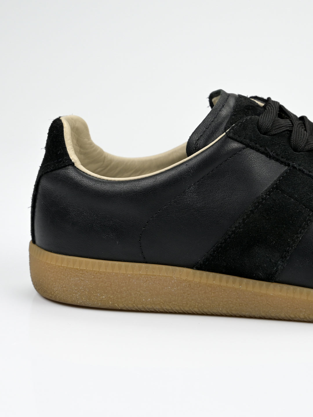 Replica GAT Leather Sneakers