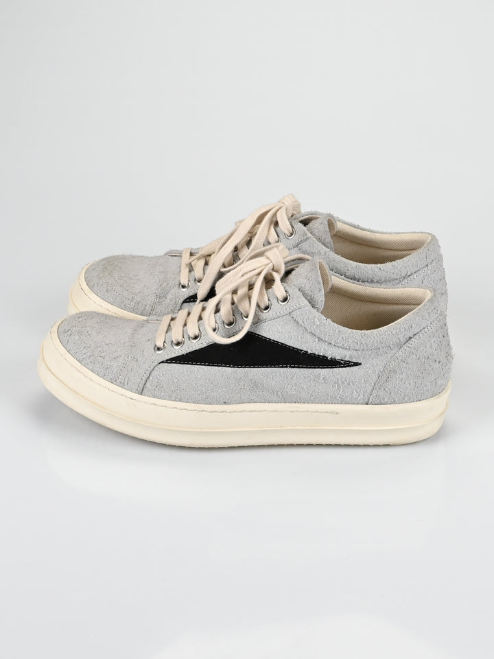 Oyster Vintage Sneakers