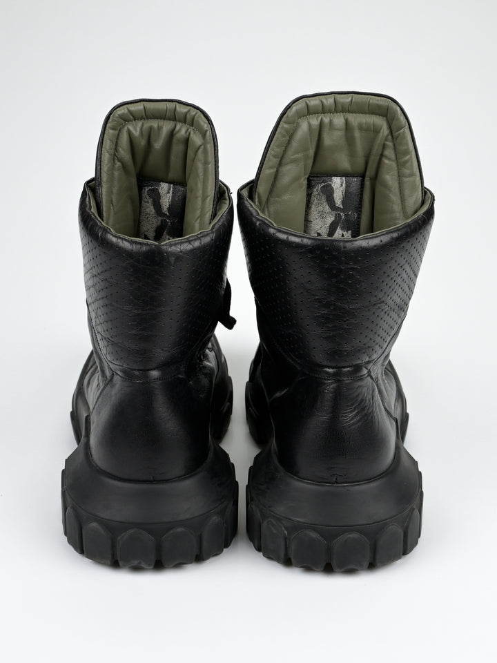 Blackout Tractor Boots