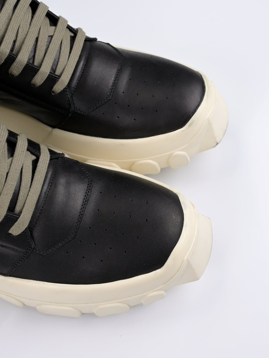 Tractor Boots Olive Interior