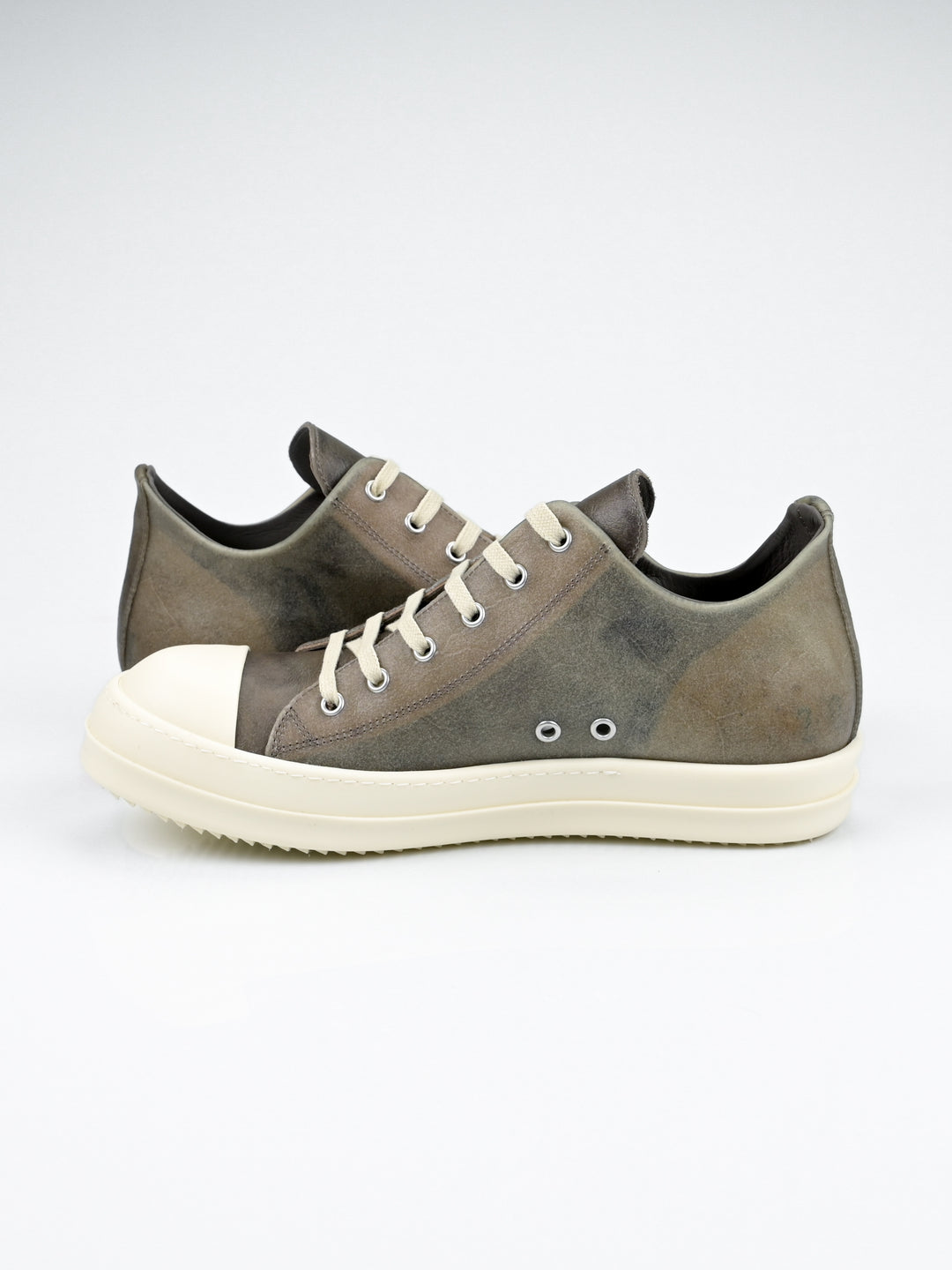 Transparent Low Ramones