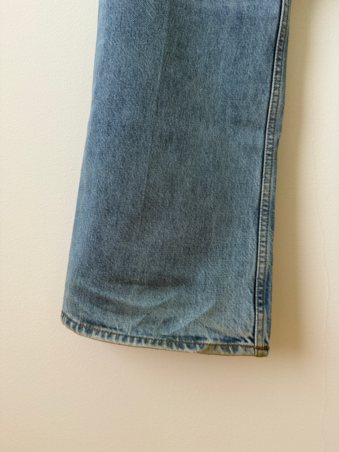 2021M Light Blue Vintage Jeans