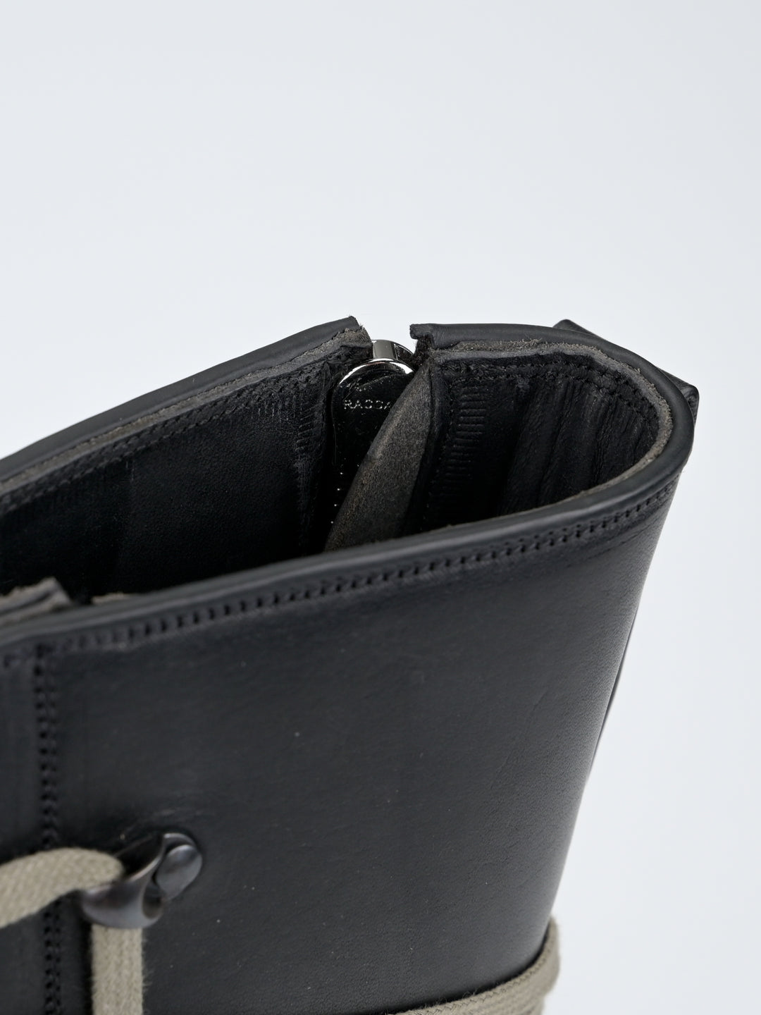 F/W 2017 'Glitter' Hexagram Creeper Boots Lego Sole