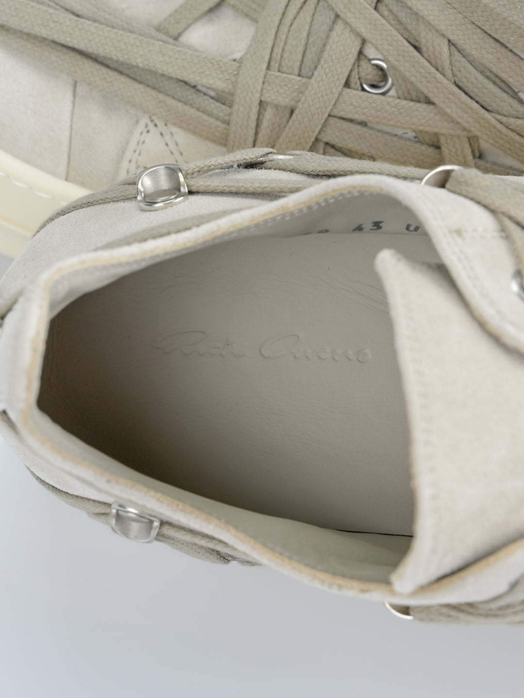 Megalace Suede Low Ramones