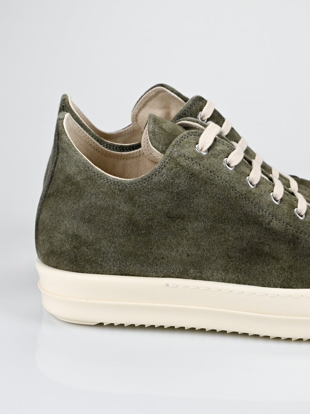 FW24 Moleskin Low-Top Ramones