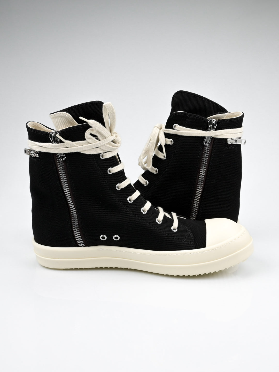 Cargo Zipper Ramones