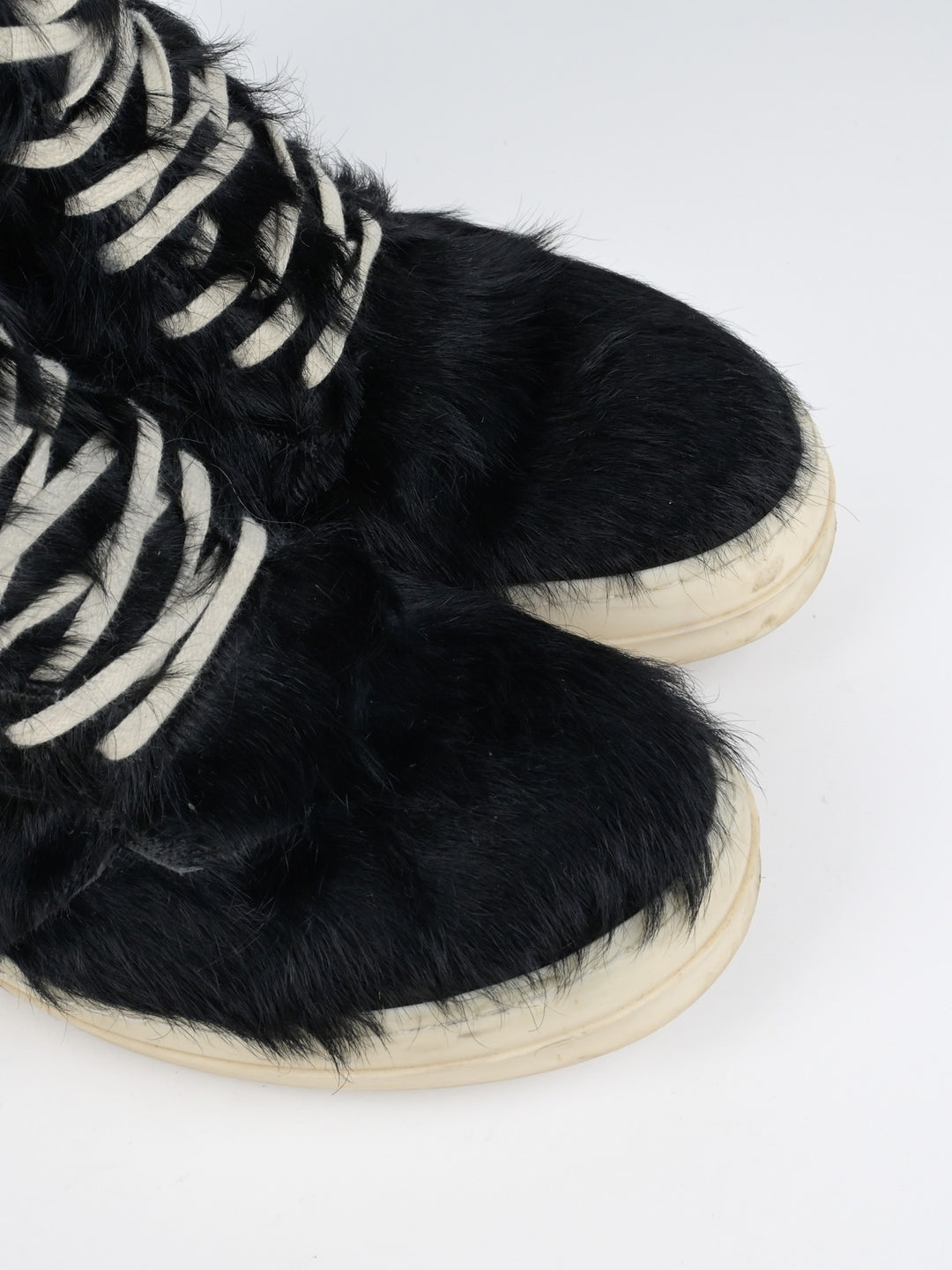 Black Pony Hair Cargobaskets