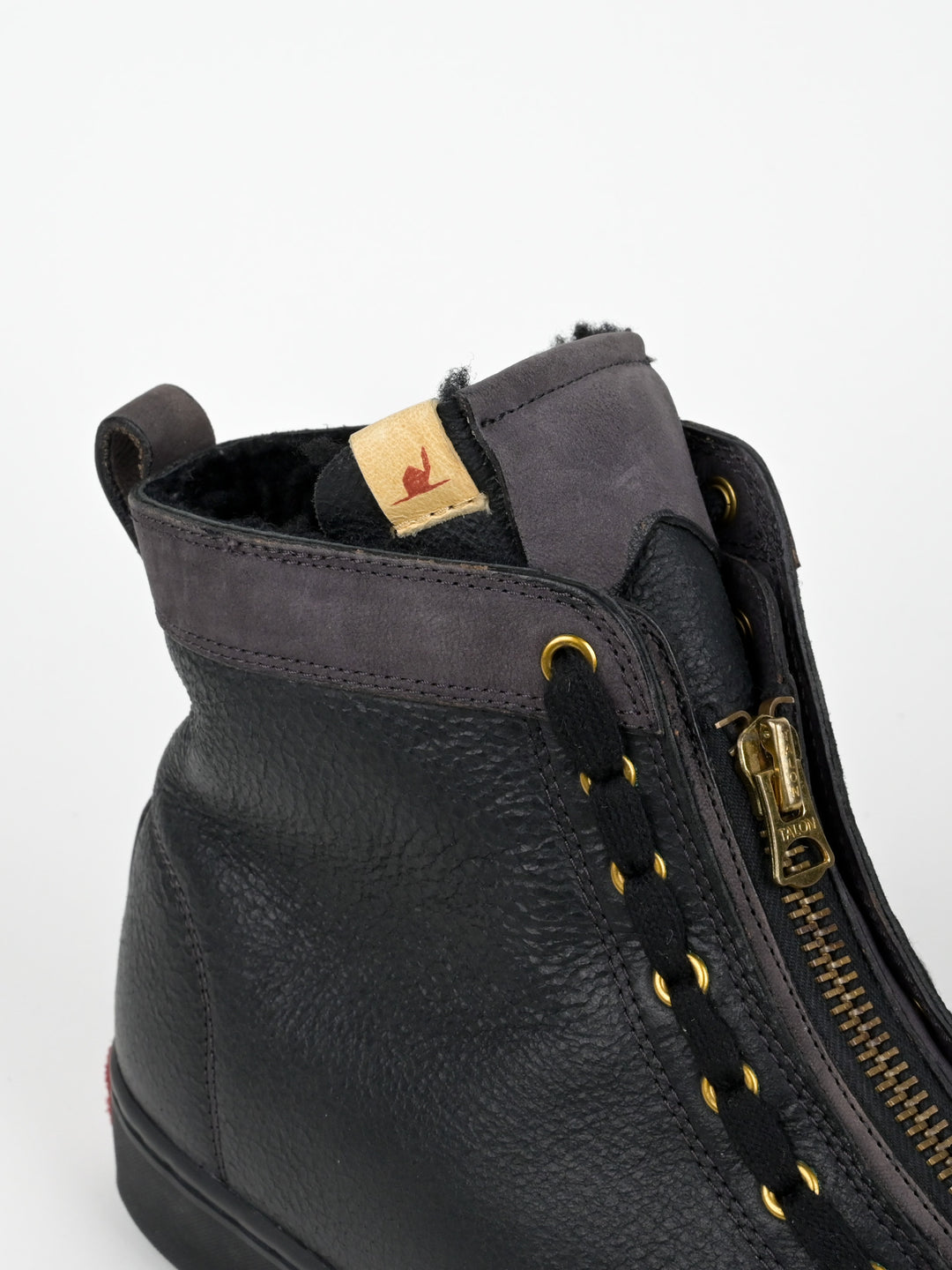 Shearling Middle Zip Skagway Hi-Folk Sneakers
