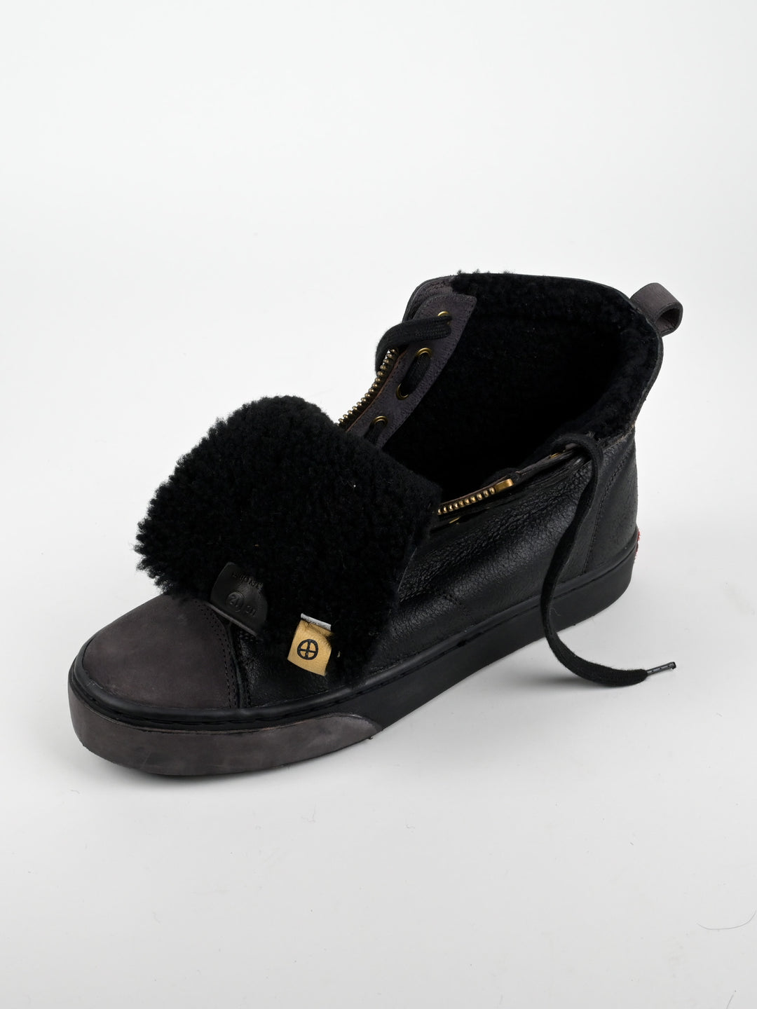 Shearling Middle Zip Skagway Hi-Folk Sneakers