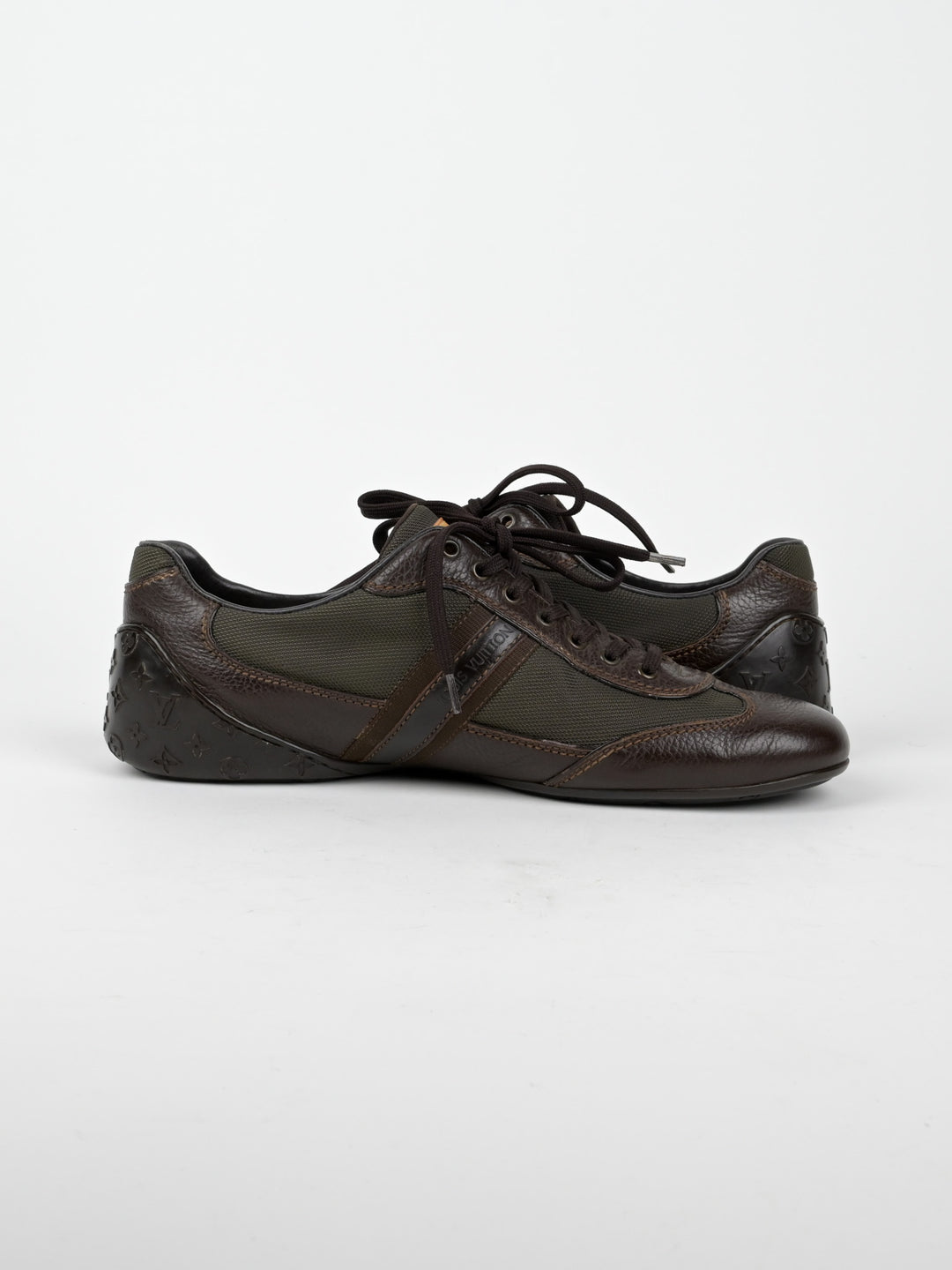 Clipper Monogram Leather Low Top Sneakers