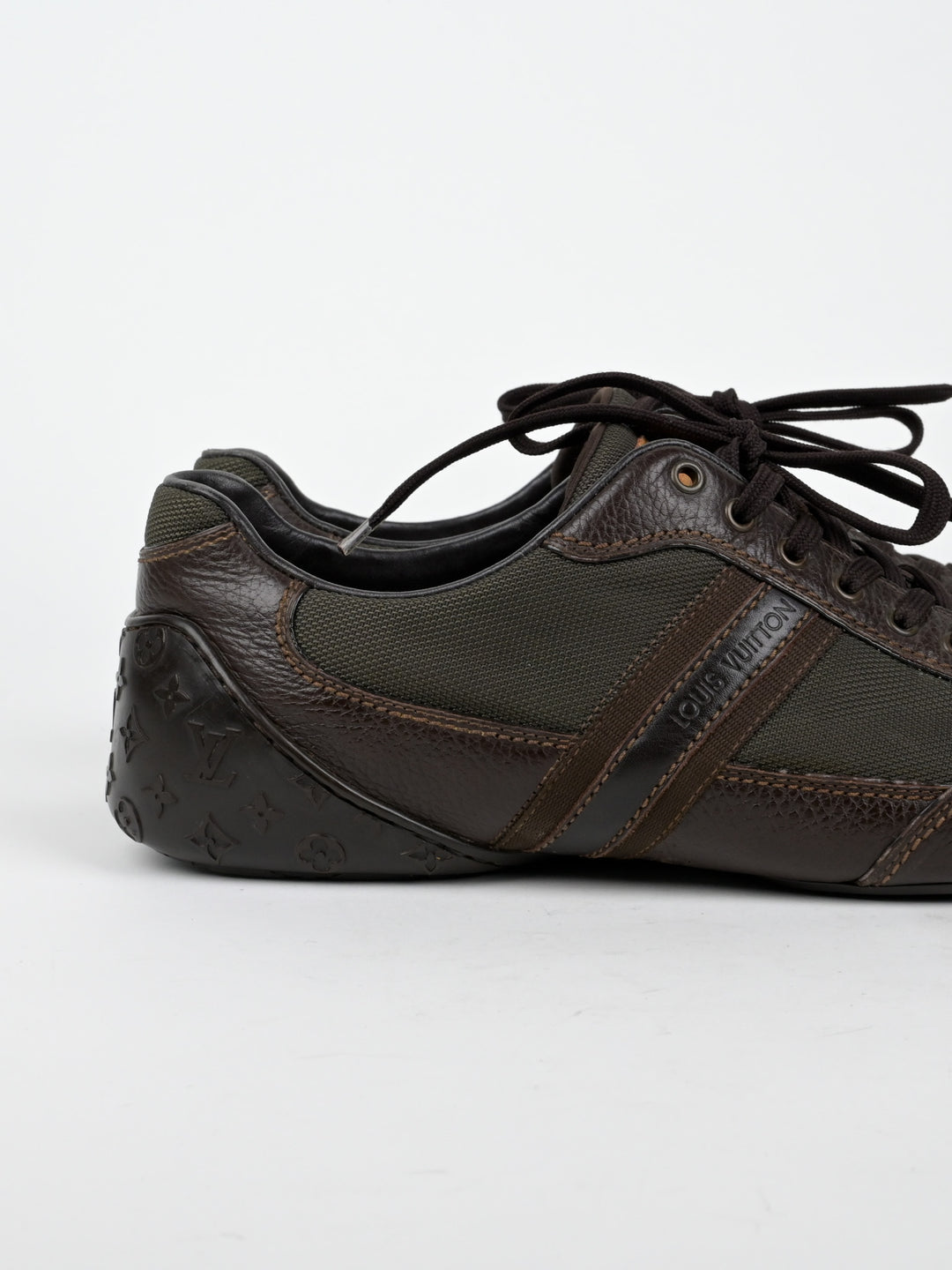 Clipper Monogram Leather Low Top Sneakers