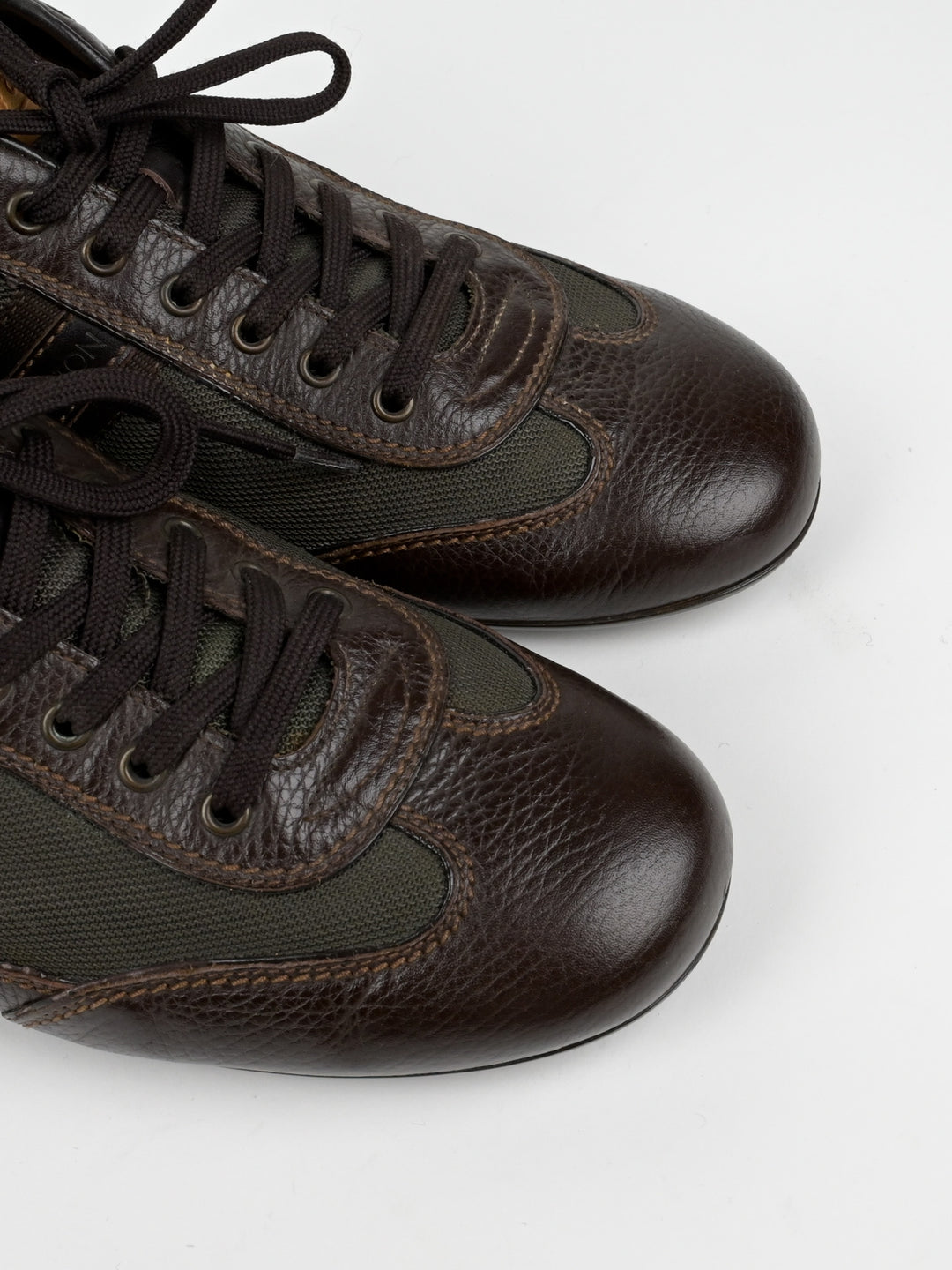 Clipper Monogram Leather Low Top Sneakers