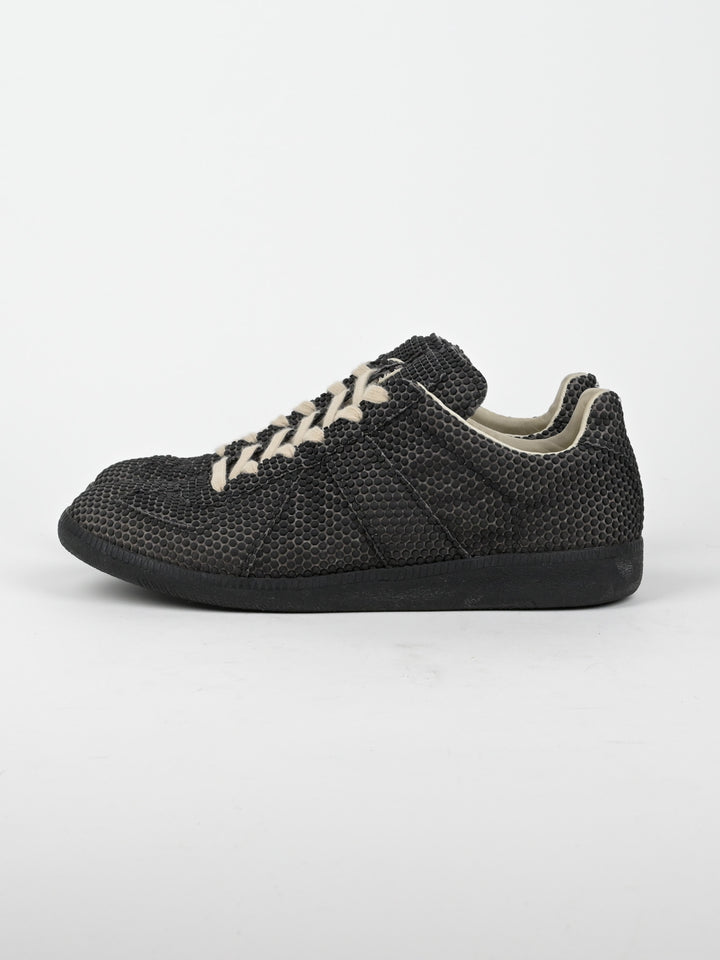 Replica GAT Polka Dot Textured Low Top Sneakers