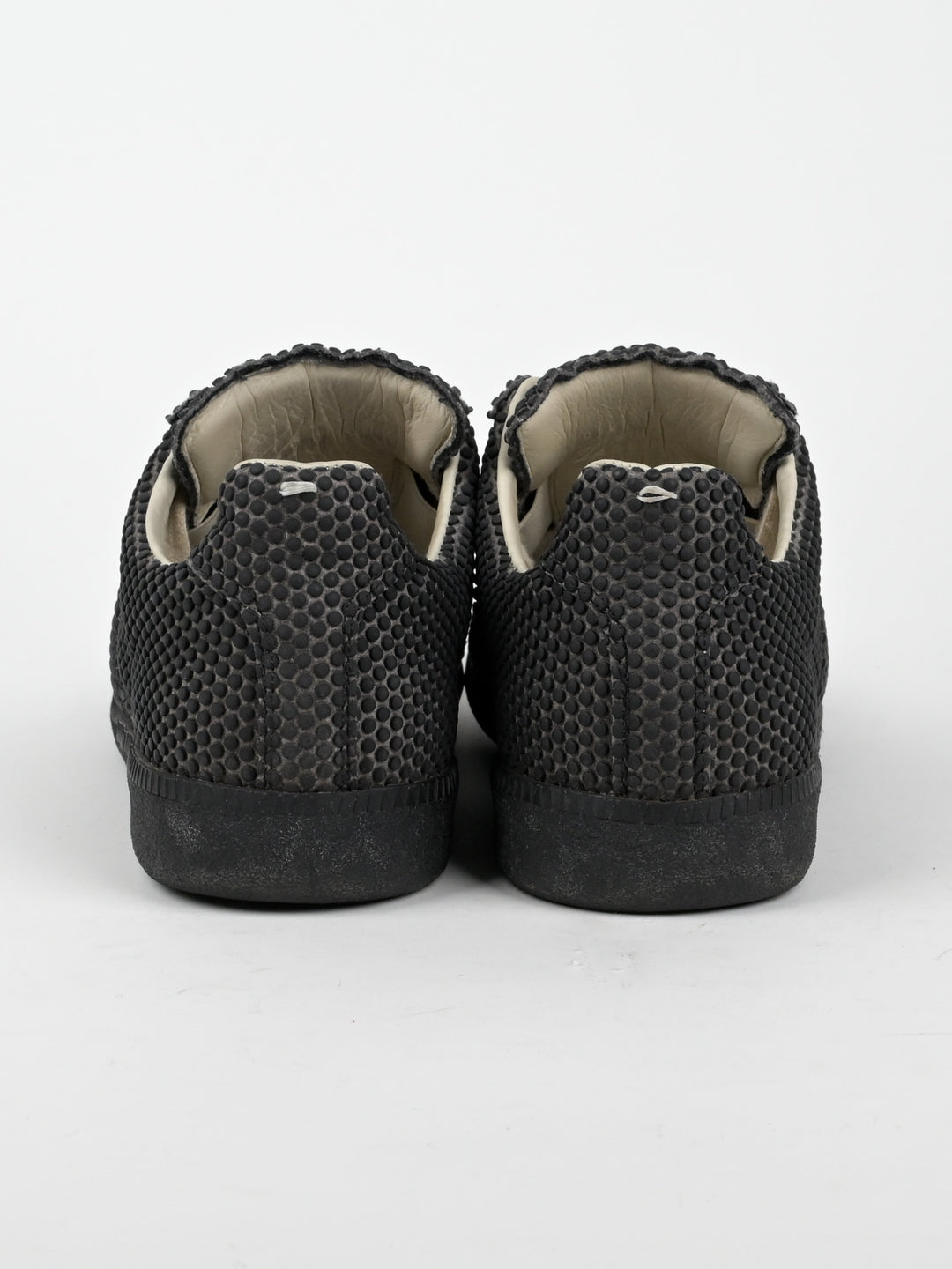 Replica GAT Polka Dot Textured Low Top Sneakers