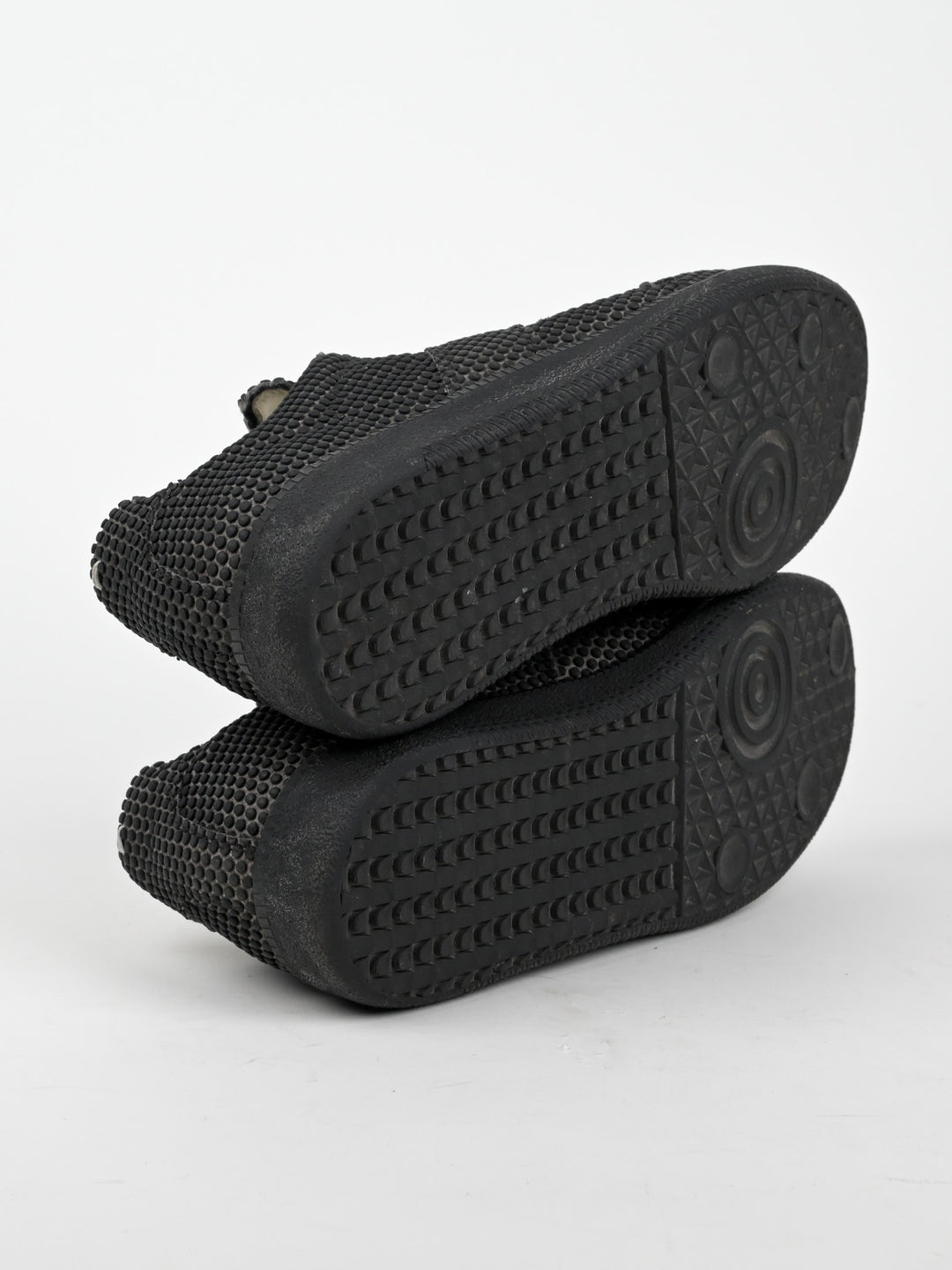 Replica GAT Polka Dot Textured Low Top Sneakers