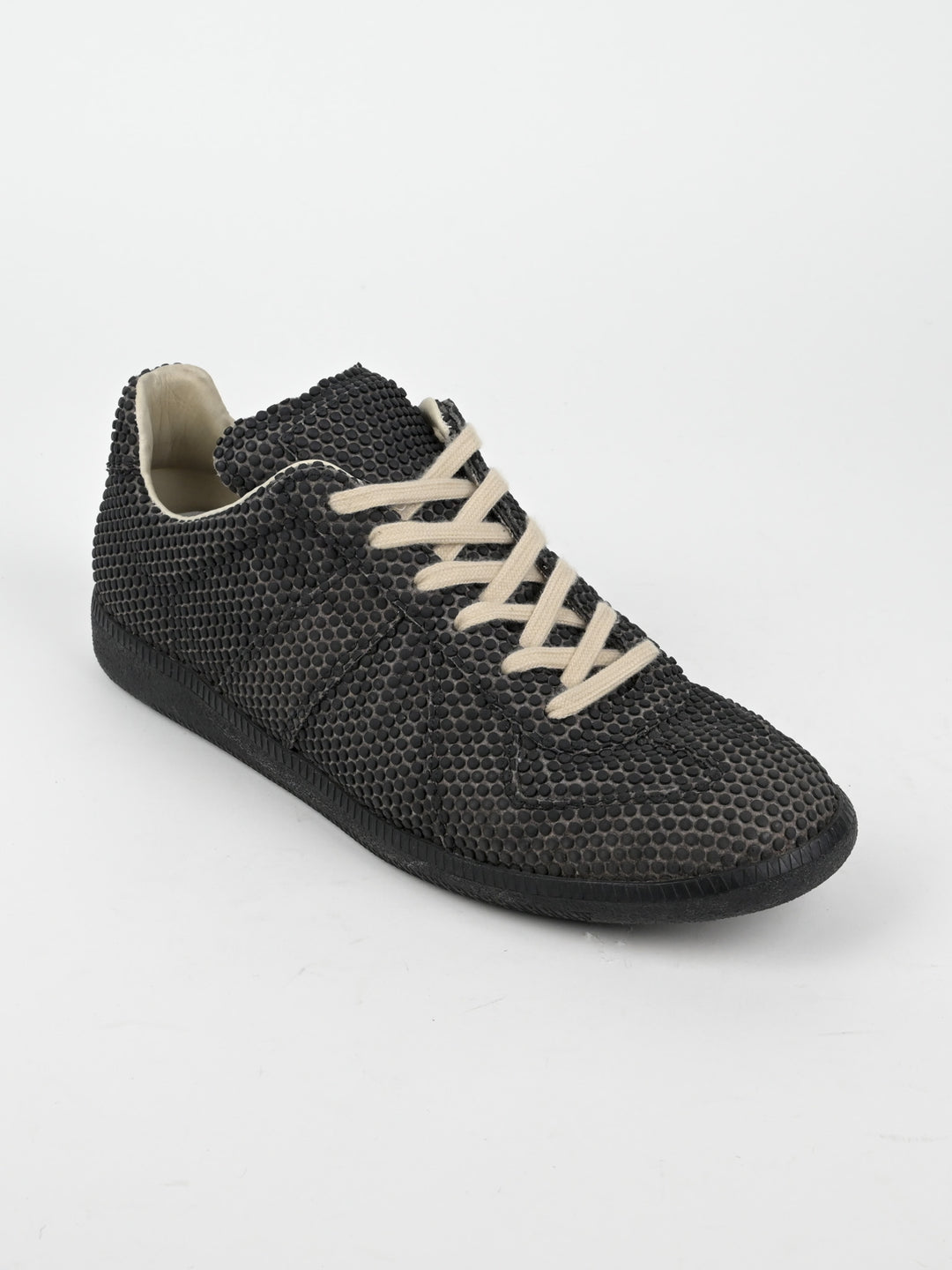 Replica GAT Polka Dot Textured Low Top Sneakers
