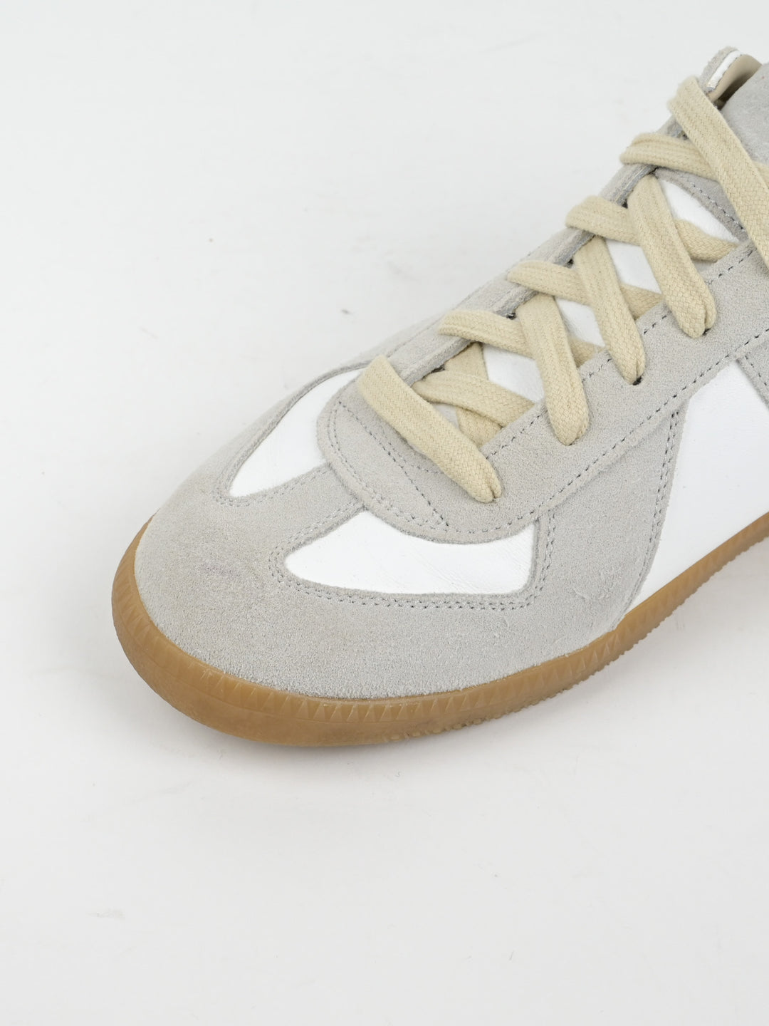 Replica GAT Classic Leather Low Top Sneakers