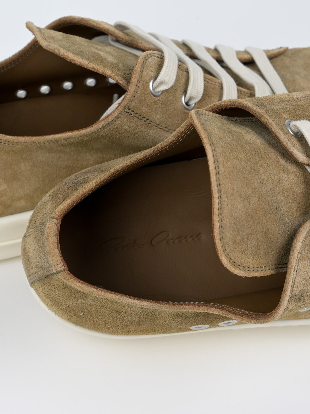 Extreme Suede Low Ramones