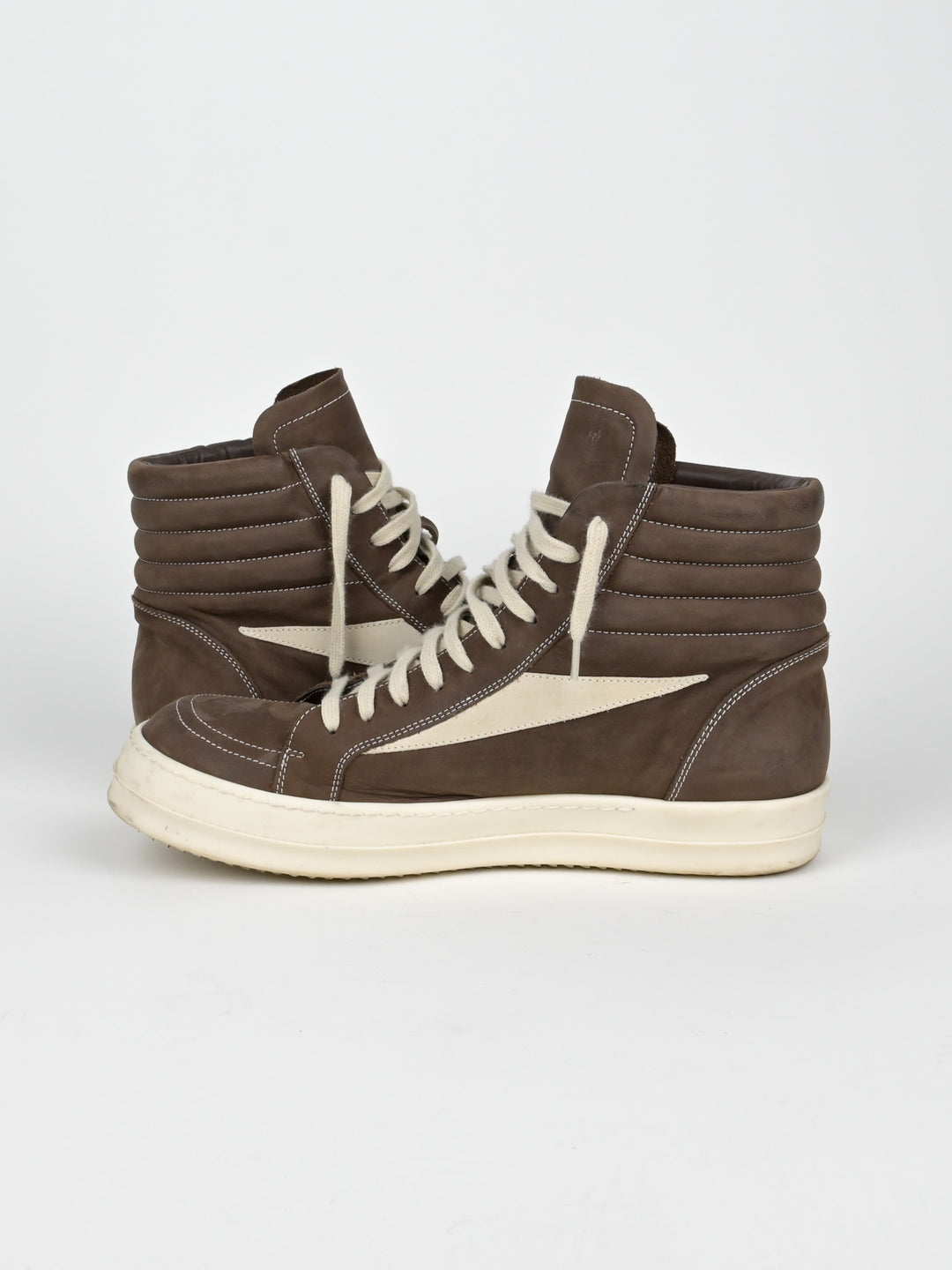 Vintage "Vans" Leather High Top Sneakers