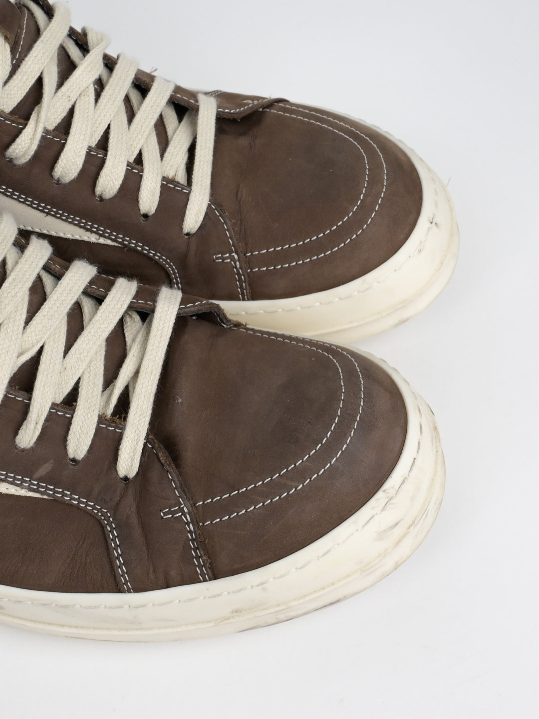 Vintage "Vans" Leather High Top Sneakers