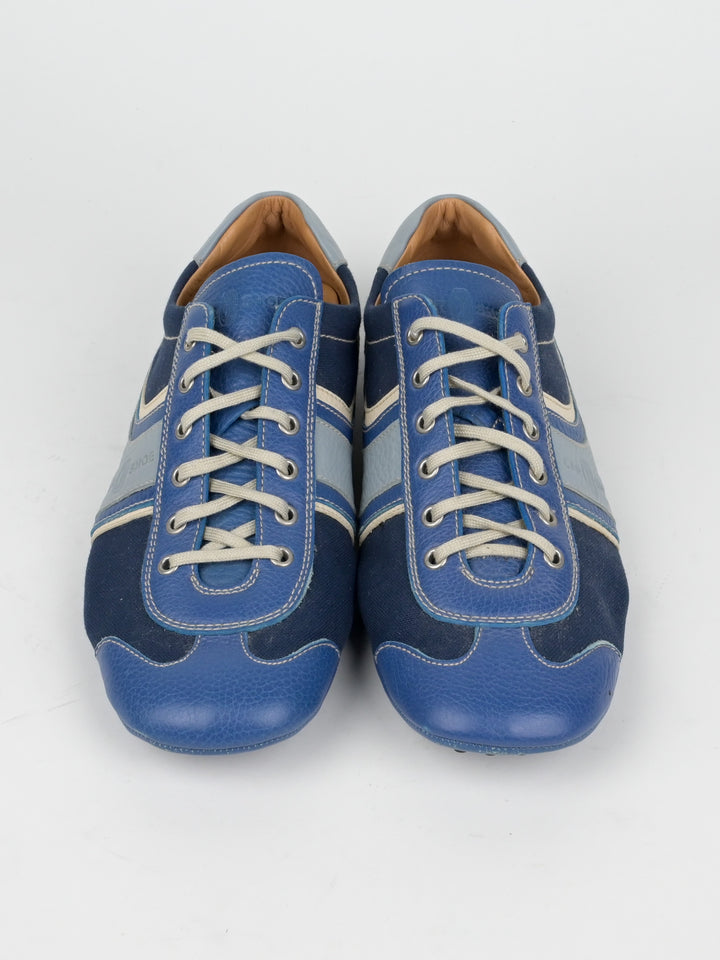 Low Top Sneakers
