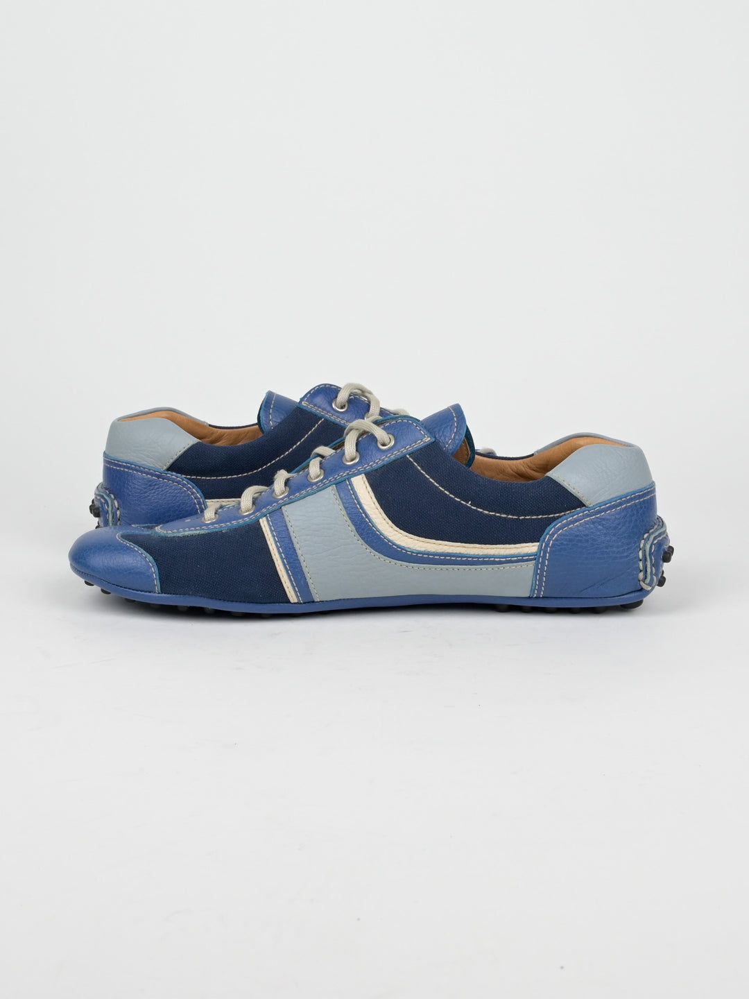 Low Top Sneakers