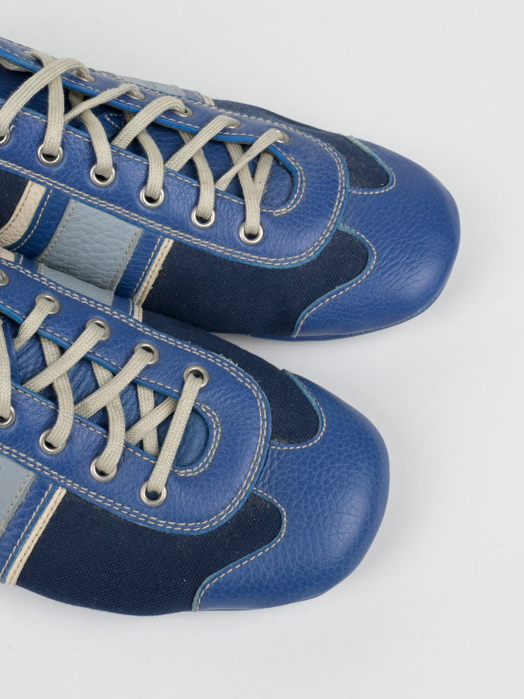 Low Top Sneakers