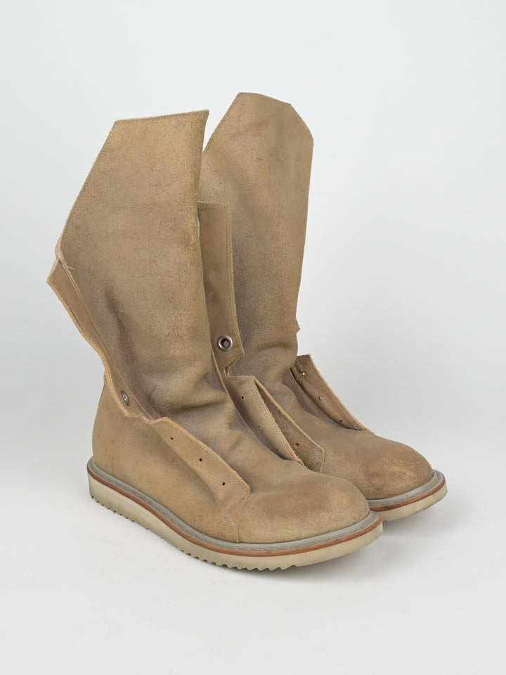SS12 Naska Mega Tongue Runway Hiking Boots