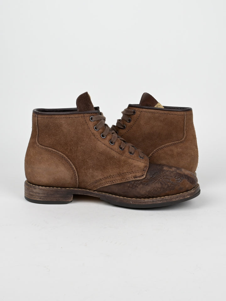 Brigadier Boots-Folk