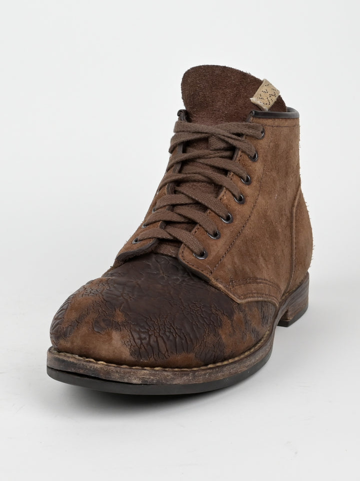 Brigadier Boots-Folk