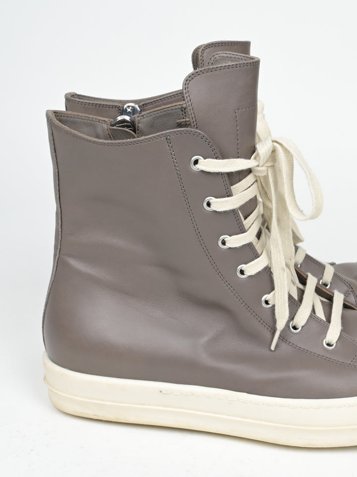 Dust/Milk Mainline High Top Ramones