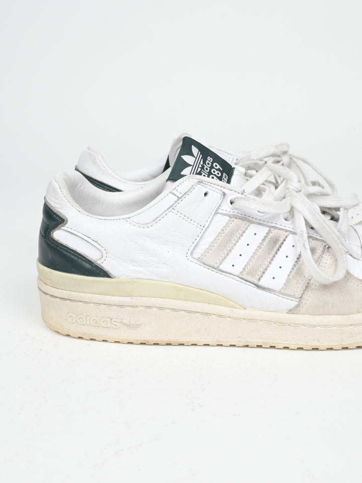 Forum Low Top Sneakers