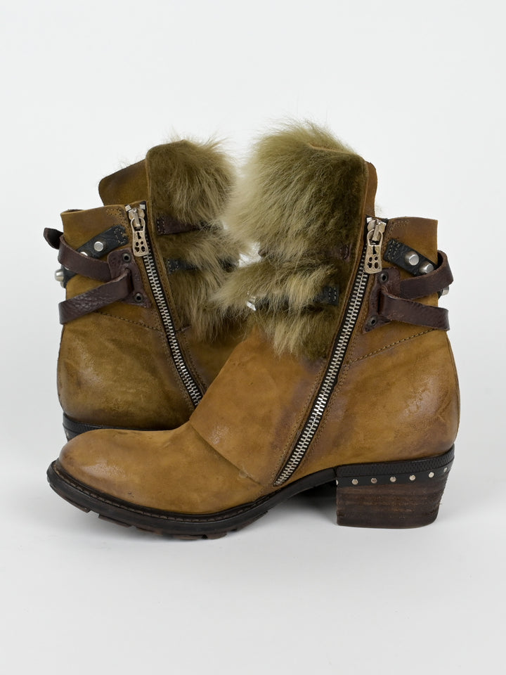Chester Senape Jungle Fur Boots
