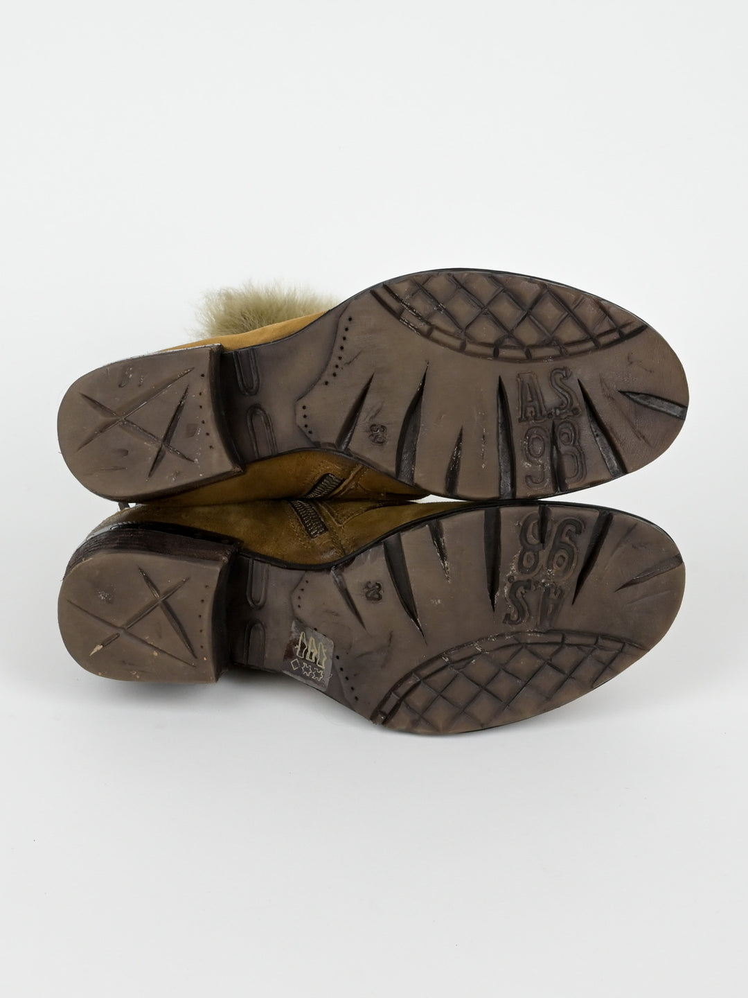 Chester Senape Jungle Fur Boots