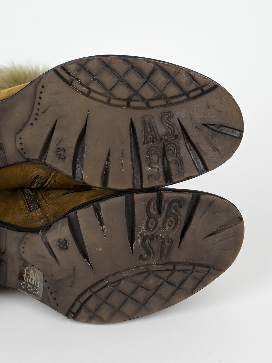 Chester Senape Jungle Fur Boots