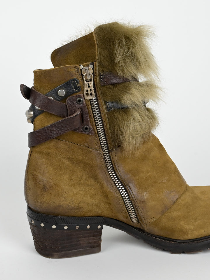 Chester Senape Jungle Fur Boots