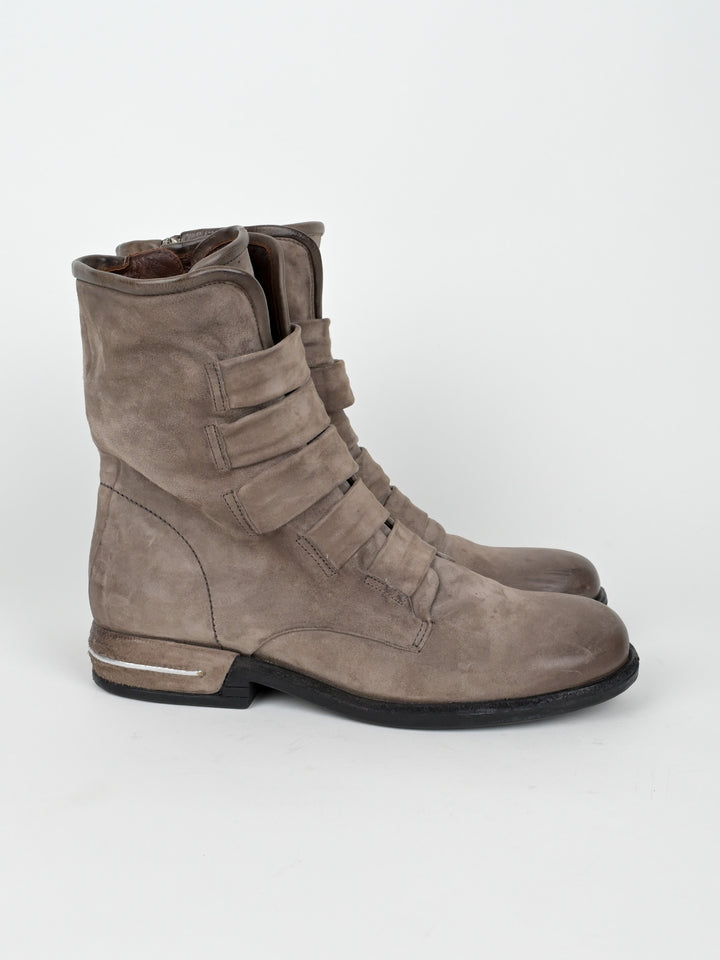 Leather Traver Boots