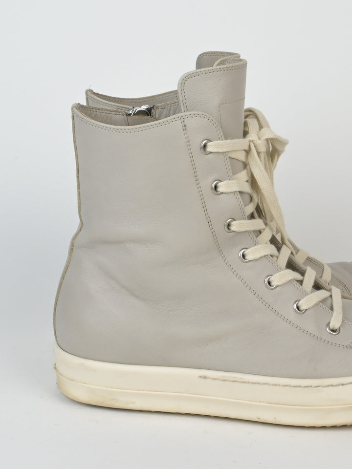 High Top Mainline Pearl Leather Ramones