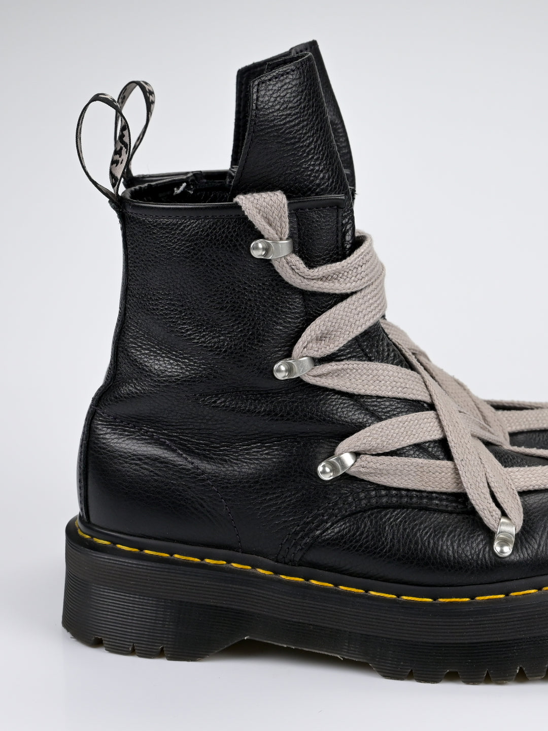 1460 Pentagram Jumbo Lace Boots