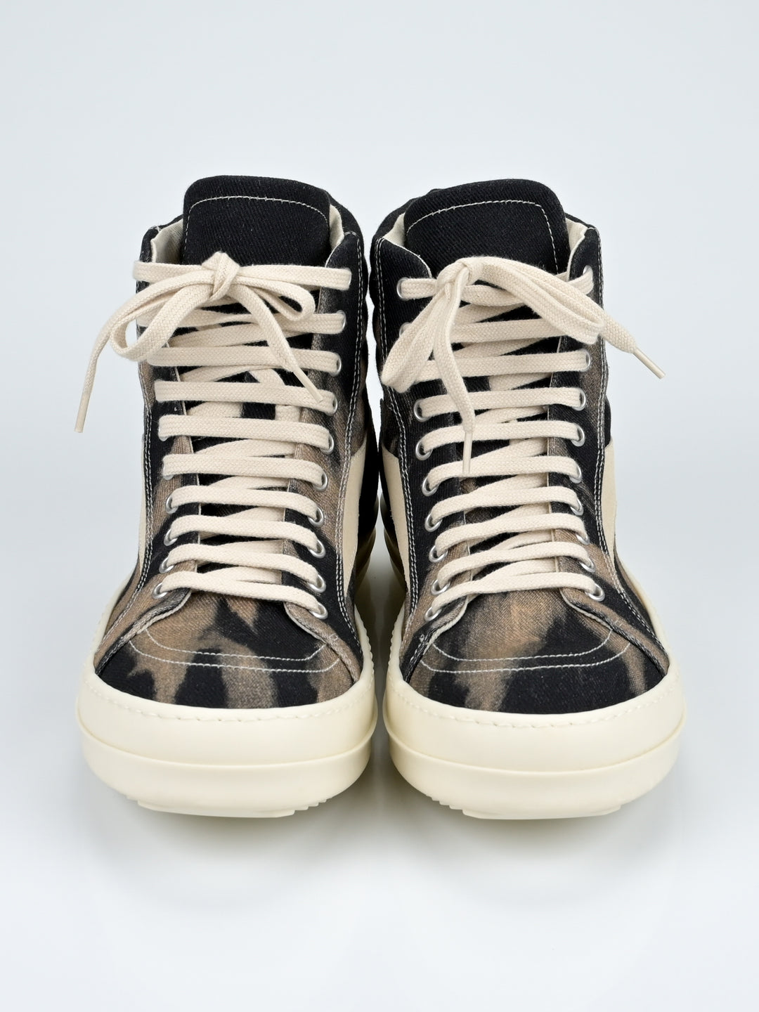 Vintage "Vans" High Top Sneakers