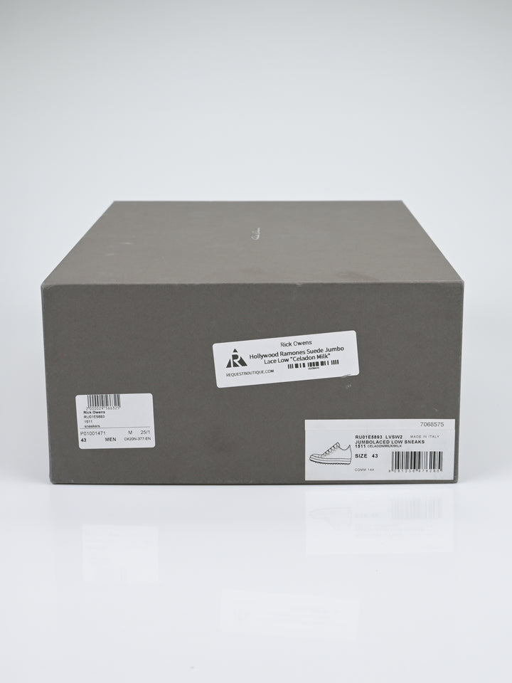 Suede Jumbo Lace Low Ramones