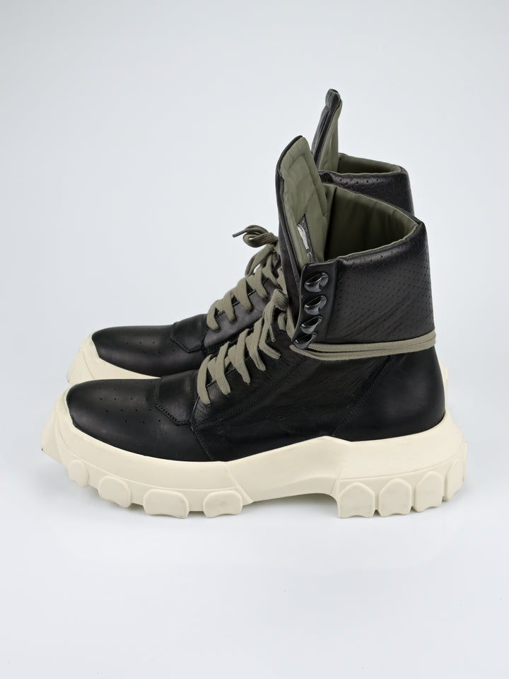 Tractor Boots Olive Interior
