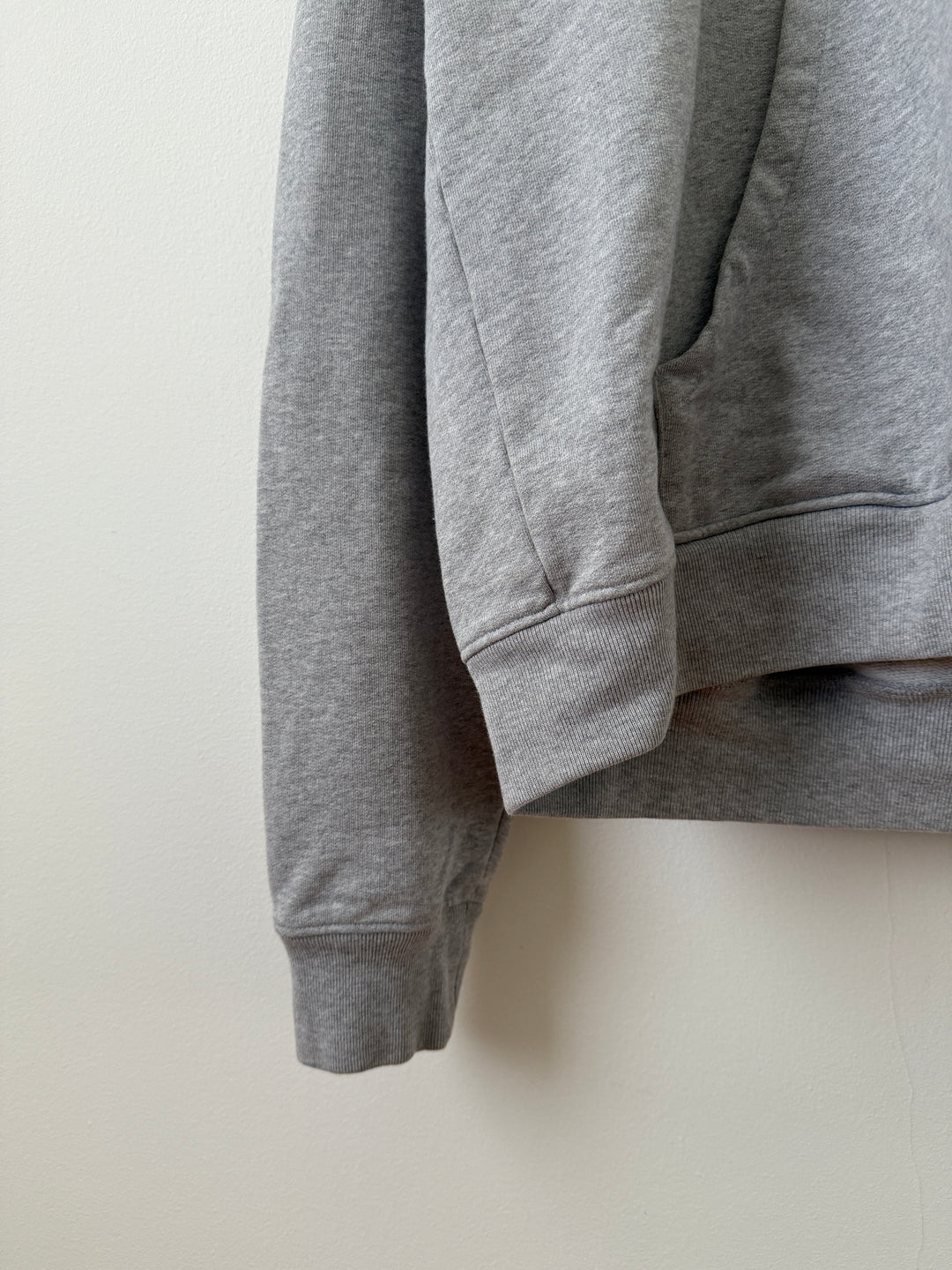 Colette × Highsnobiety  "Mon Amour" NYC Hoodie